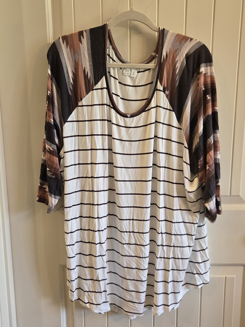 Maurices 24/7 White Stripe and Aztec Print Top Size 4x